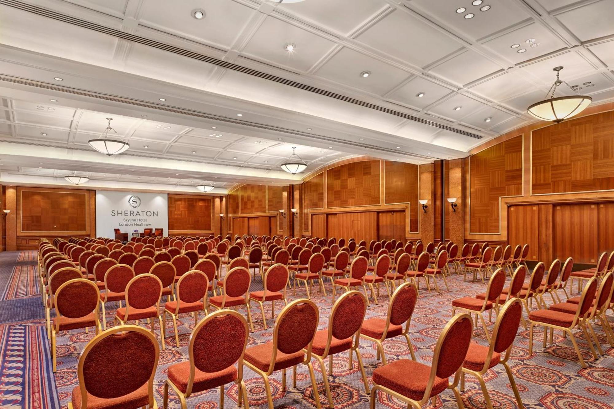 Sheraton Skyline Hotel London Heathrow Hillingdon Exterior photo